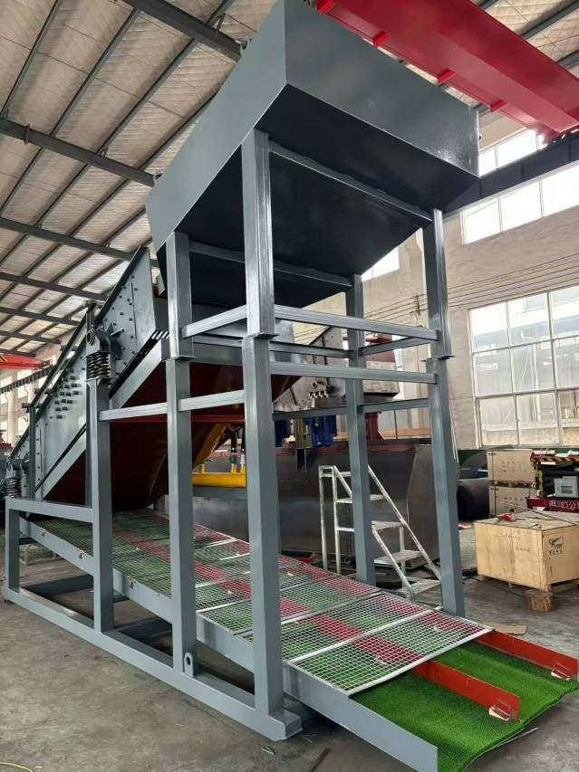 WSHT Large Capacity Stationary Vibrating Gold Sluice Heavy Duty Alluvial Mud Gold Vibrating Separator For Medium Scale Gold Washing Plant